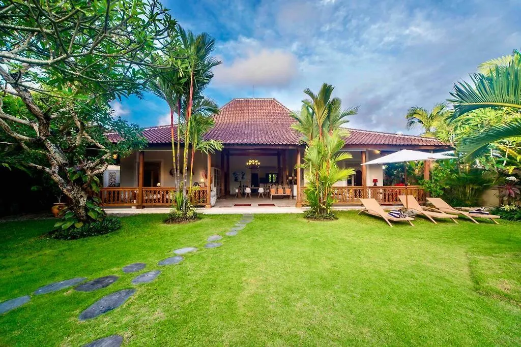 Villa Kuda Sumba Kerobokan